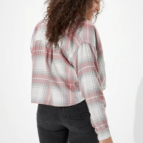AE Plaid Cropped Button Up Shirt Muted Red Gray Size Medium - Picture 1 of 13